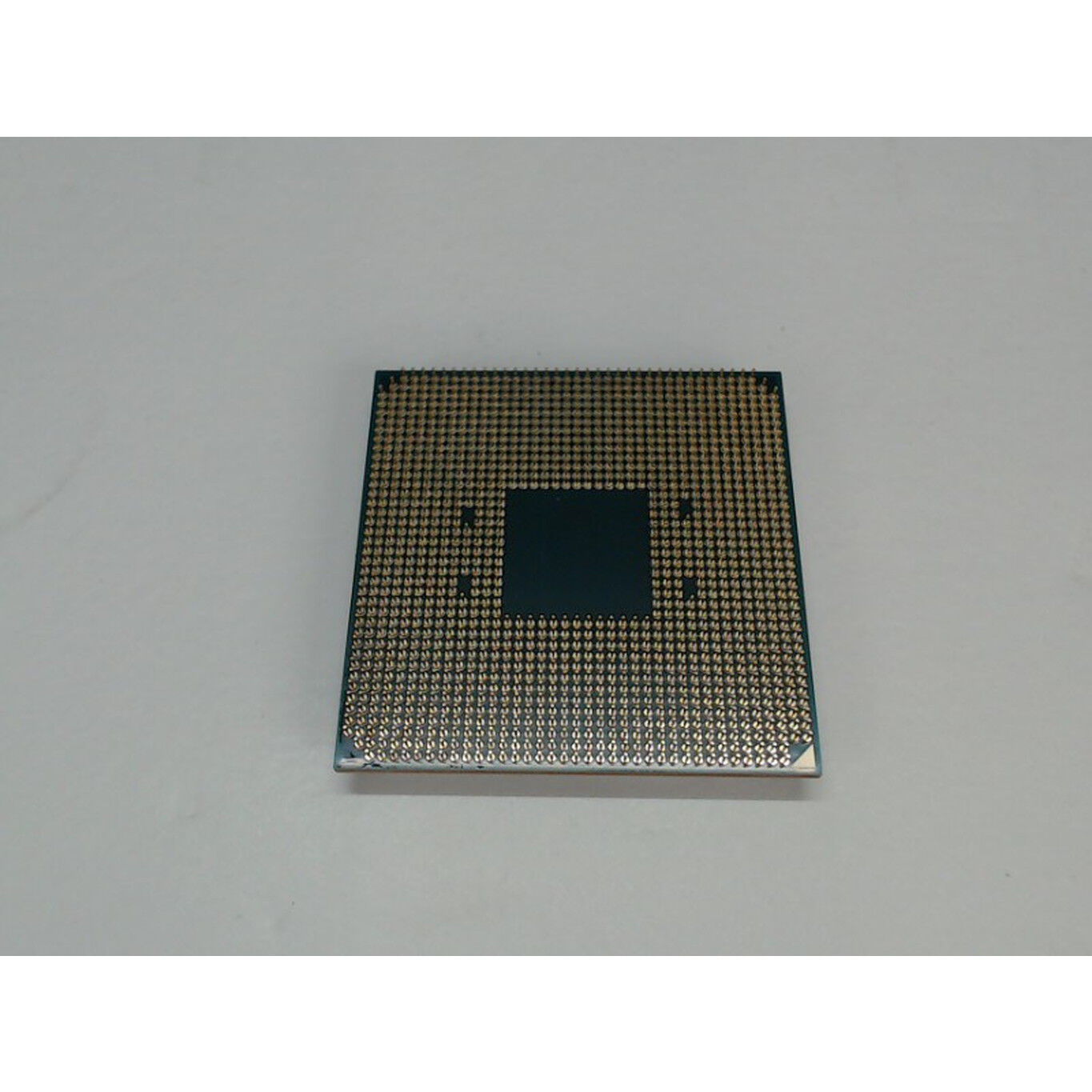 中古 AMD Ryzen7 3800X(AM4/3.9/36M/C8/T16/105W) 4540001473