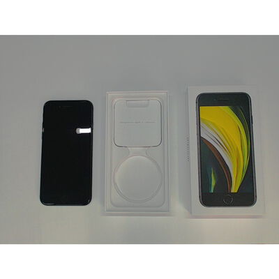 【前橋ｲﾝﾀｰｱｶﾏﾙ店】中古  【docomo】Apple iPhoneSE 4.7インチ (第2世代/2020) 64GB (ブラック) MHGP3J/A 新パッケージ版 146164 