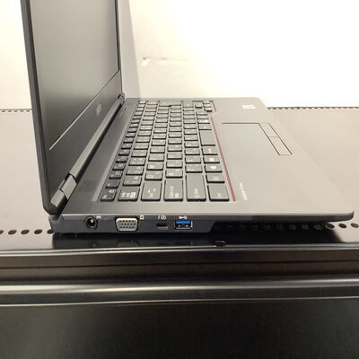 【堺七道店】中古  FUJITSU LIFEBOOK U7410 (INTEL Core i5 10310U 1.7GHz/16GB/SSD256GB/-/オンボード/14/1366x768/Wi-Fi/WEBCAM/W11H64/Microsoft Office Home and Business 2024付) 180536 