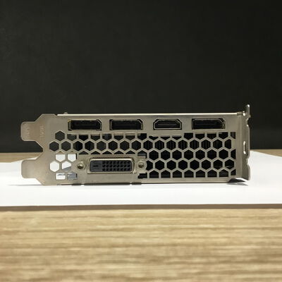 【松山環状枝松店】中古  各社 GeForce GTX1070 (8GB PCI-E) 130945 