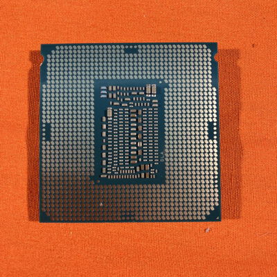 【なんば店】中古  INTEL Core i9 9900K (1151/3.60GHz/16M/C8/T16) 138482 