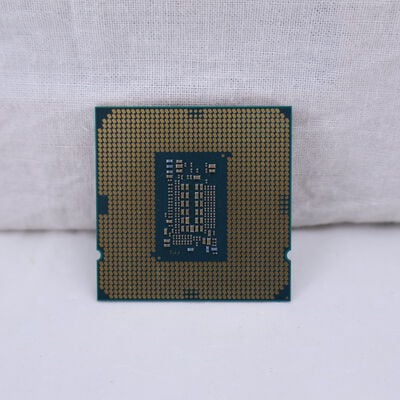 【通販センター】中古  INTEL Core i3 10105 (1200/3.7G/6M/C4/T8) 145174 