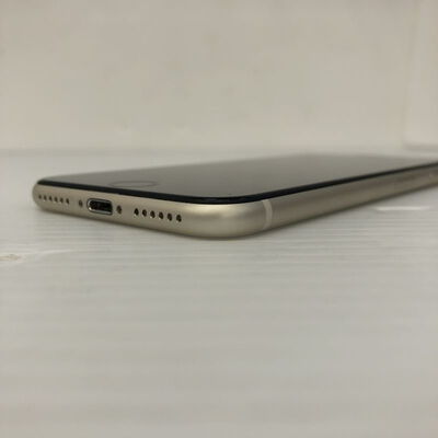 【徳島住吉店】中古  【docomo版SIMフリー】Apple iPhoneSE 4.7インチ (第3世代) 64GB (スターライト) MMYD3J/A 154834 
