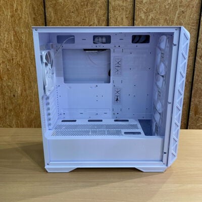 【座間相武台】中古  MONTECH AIR 903 MAX (W)(E-ATX ｶﾞﾗｽ WH) 4510003214 