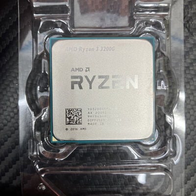 【富士青葉店】中古  AMD Ryzen 3 3200G (AM4/3.6/6M/C4/T4/65W) 140029 
