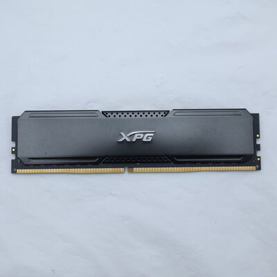 【通販センター】中古  PC4-25600 16GB デスクトップ用(DDR4-3200) 140728 
