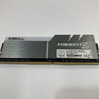 中古  PC4-21300 8GB デスクトップ用(DDR4-2666) 126165 