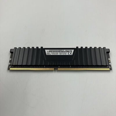 【なんば店】中古  PC4-21300 16GB デスクトップ用(DDR4-2666) 135638 