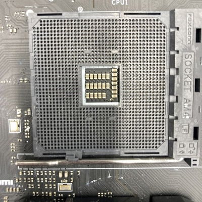 【熊本浜線店】中古  MSI X470 GAMING PRO CARBON(X470 AM4 ATX DDR4) 137107 