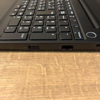 【姫路店】中古  LENOVO E15 Gen2 MSO 指紋認証あり (Intel Core i5 1135G7 2.4GHz/8GB/SSD256GB/-/オンボード/15.6/1920x1080/GbE/Wi-Fi/WEBCAM/W11P/Microsoft Office Home and Business 2024) 188540 