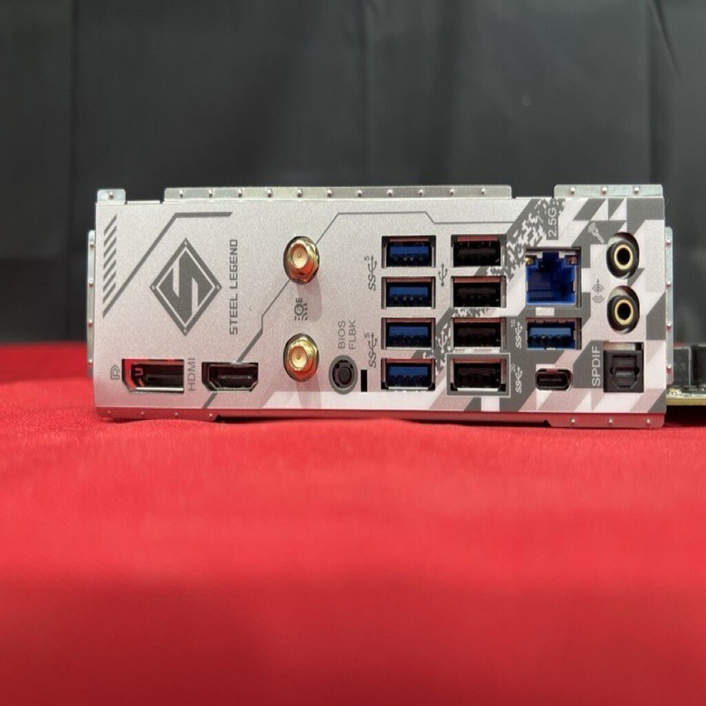 中古 ASRock B650 Steel Legend WiFi (B650 AM5 ATX) 5140000967【4/15