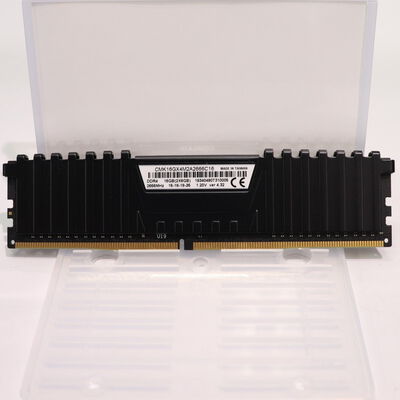【札幌店】中古  PC4-21300 8GB デスクトップ用(DDR4-2666) 126165 
