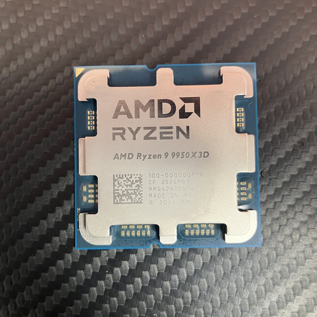 中古 AMD Ryzen 9 9950X3D (AM5/4.3GHz/144M/C16/T32/170W) 177127