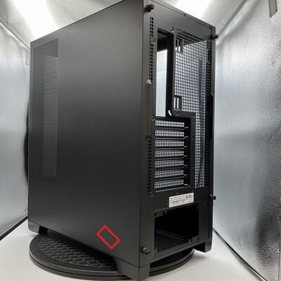 【新潟店】中古  ASUS A31 BLACK(ATX ｶﾞﾗｽ) 3290007523 