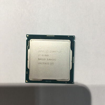 【松山環状枝松店】中古  INTEL Core i7 9700K (1151/3.60GHz/12M/C8/T8) 138481 