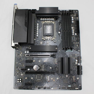 【通販センター】中古  【ジャンク品/保証無/返品質問不可】ASRock Z790 PG Lightning (Z790 1700 ATX DDR5) 191696 