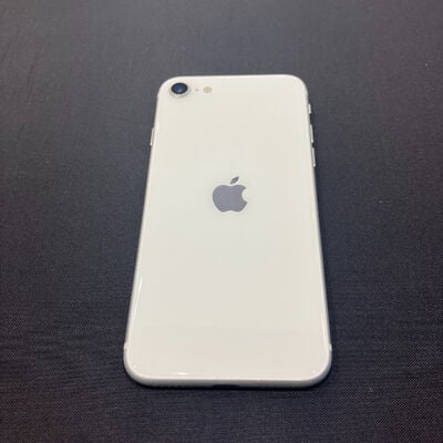 【鹿児島店】中古  【SIMロック解除済み】【SoftBank】Apple iPhoneSE 4.7インチ (第2世代/2020) 128GB (ホワイト)  MHGU3J/A 新パッケージ版 155760 