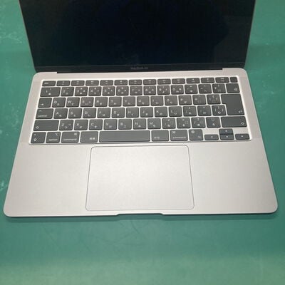 【浦添城間店(沖縄)】中古  Apple MacBook Air 13インチ 2020 (M1 8CPU 8GPU/8GB/512GB) スペースグレイ MGN73J/A 144576 