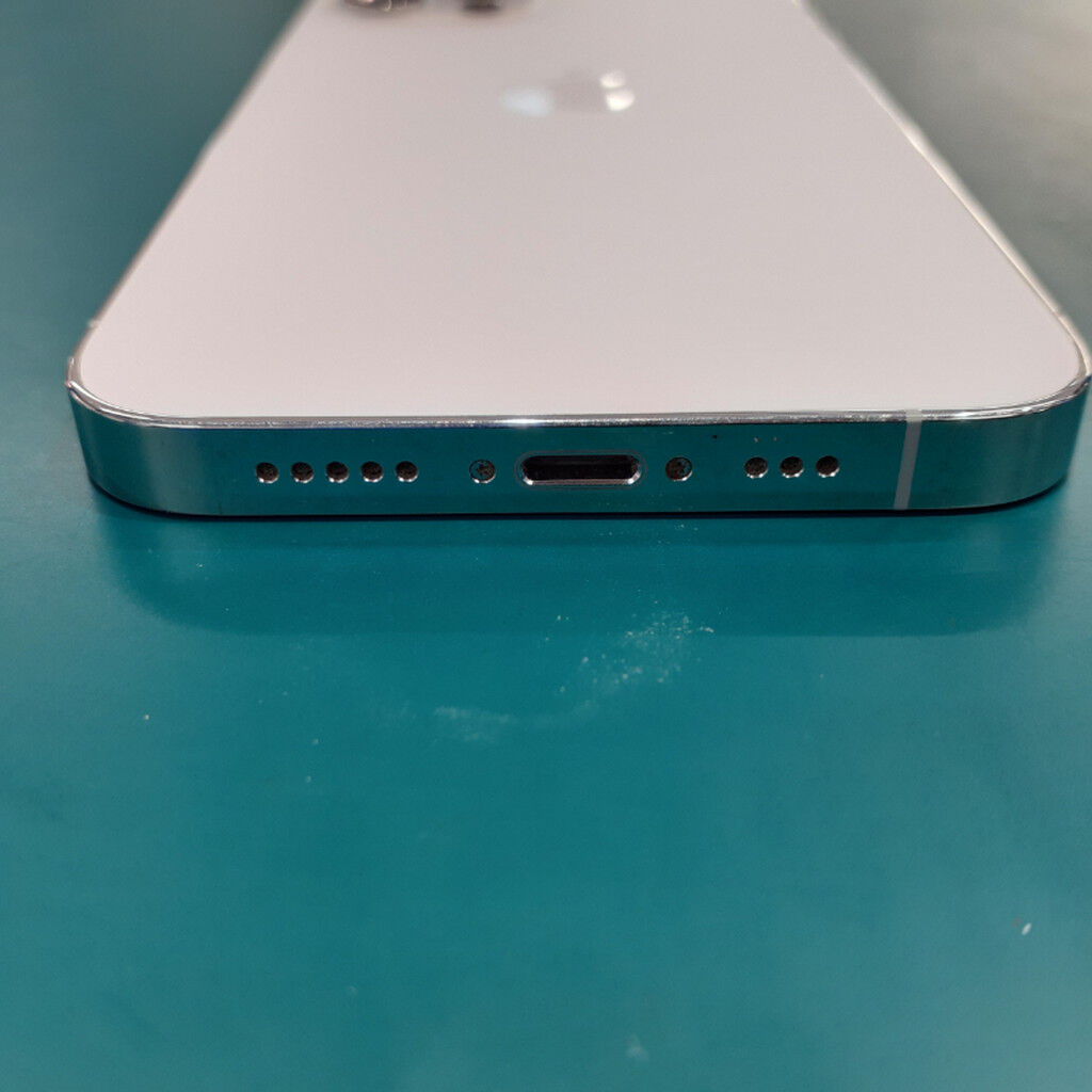 中古 Apple iPhone12 Pro 6.1インチ 256GB (シルバー) 国内版SIMロック