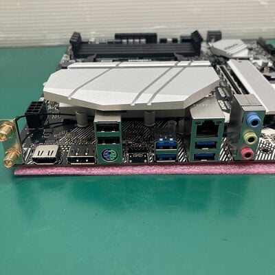 【浦添城間店(沖縄)】中古  ASRock B550M WiFi (B550 AM4 mATX DDR4) 4780001299 