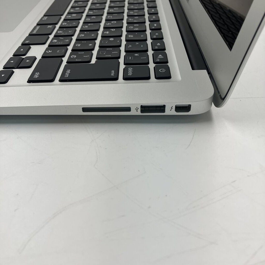 中古 Apple MacBook Air (13.3 i5/1.4G 128GB) MD760J/B 124269