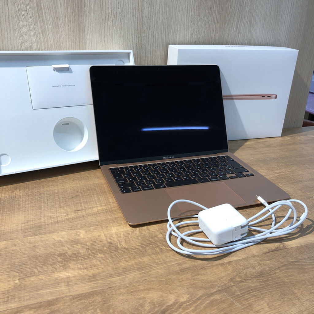 中古 Apple MacBook Air 13インチ 2020 (M1 8CPU 7GPU/8GB/256GB