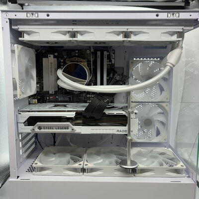 【宇都宮鶴田店】中古  デスクトップPC(Ryzen 9 9950X3D/32GB/SSD2TB/RX9070XT) 5280001903 