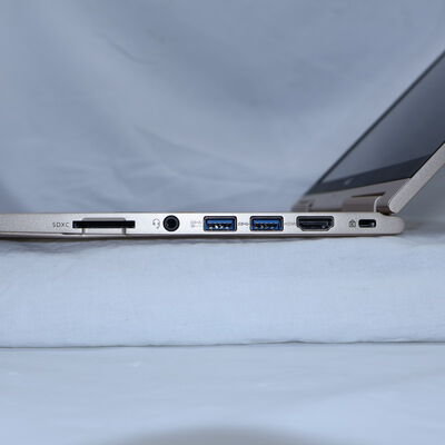 【通販センター】中古  NEC LAVIE Hybrid ZERO HZ750/LAG PC-HZ750LAG(Intel Core i7 8550U/8GB DDR3 (PC3)/SSD512GB/なし/オンボード/13.3/1920x1080/Wi-Fi/W11H64 MAR) 201718 