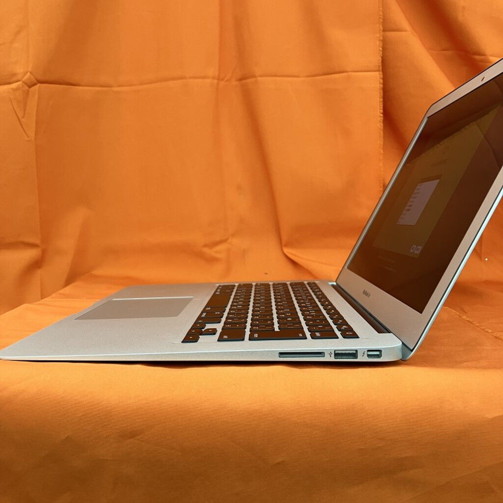 中古 Apple MacBook Air 13インチ 2017 Core i5 1.8GHz/8GB