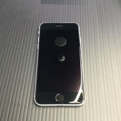【座間相武台】中古  【SIMロック解除済み】【docomo】Apple iPhoneSE 4.7インチ (第2世代/2020) 64GB (ホワイト) MX9T2J/A 155496 