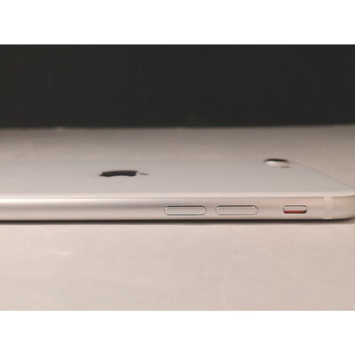 【前橋ｲﾝﾀｰｱｶﾏﾙ店】中古  【au】Apple iPhoneSE 4.7インチ (第2世代/2020) 64GB (ホワイト) MHGQ3J/A 新パッケージ版 146172 