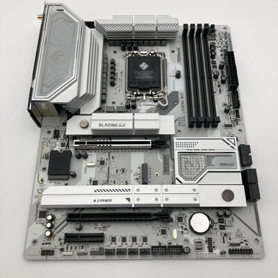 【神戸・三宮店】中古  ASRock Z890 Steel Legend WiFi(Z890 1851 ATX DDR5 172165 