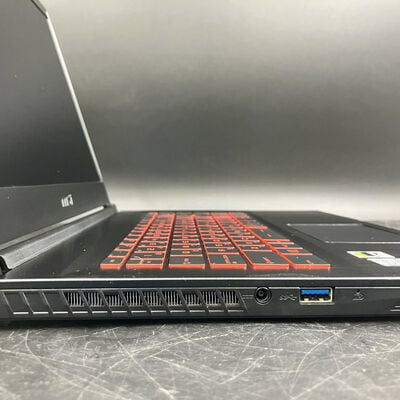 【大須店】中古  MSI GF63-10SC-043JP 3120024780 