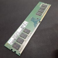 中古  PC4-21300 8GB デスクトップ用(DDR4-2666) 126165 