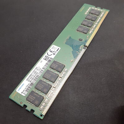 【鹿児島店】中古  PC4-21300 8GB デスクトップ用(DDR4-2666) 126165 