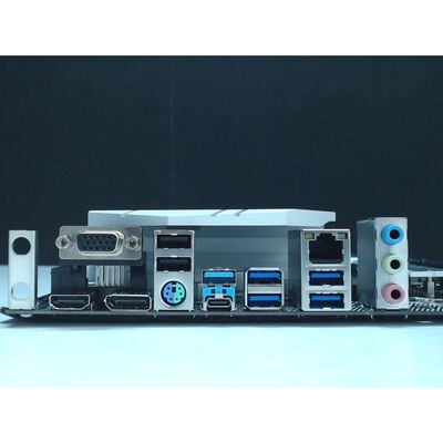 【前橋ｲﾝﾀｰｱｶﾏﾙ店】中古  ASRock B550M Pro4 (B550 AM4 mATX DDR4) 142938 