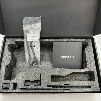 【新潟店】中古  GIGABYTE GV-N507TWF3-16GD (RTX5070Ti 16G) 3290006704 