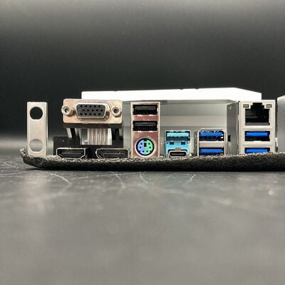 【熊本浜線店】中古  ASRock B550M Pro4 (B550 AM4 mATX DDR4) 142938 