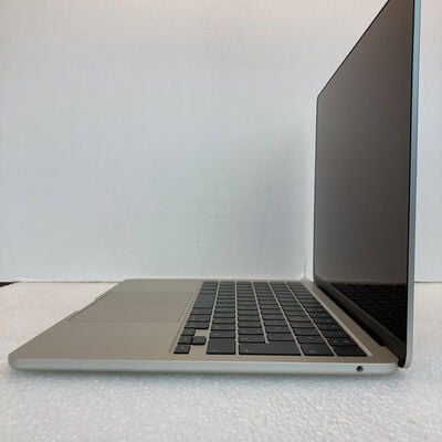 【京都店】中古  MacBook Air 15インチM4/16GB/516GB ゴールド 5200000919 