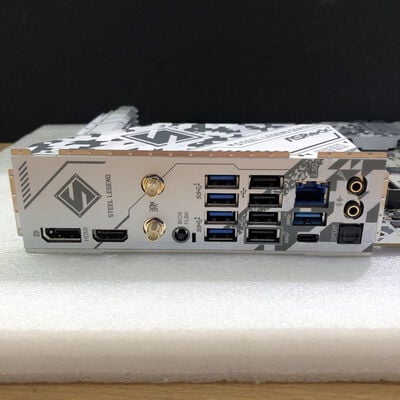 【甲府飯田店】中古  ASRock B650 Steel Legend WiFi (B650 AM5 ATX) 4720001764 