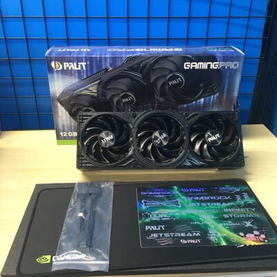 【博多店】中古  Palit NE75070019K9-GB2050A GamingPro (RTX5070 12G) 176909 