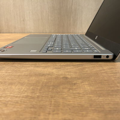 【姫路店】中古  HP Laptop 14-em0200AU（Ryzen5 7530U/16GB/512GB/なし/オンボード/14.0/1920&times;1080/W11H） 4740001339 
