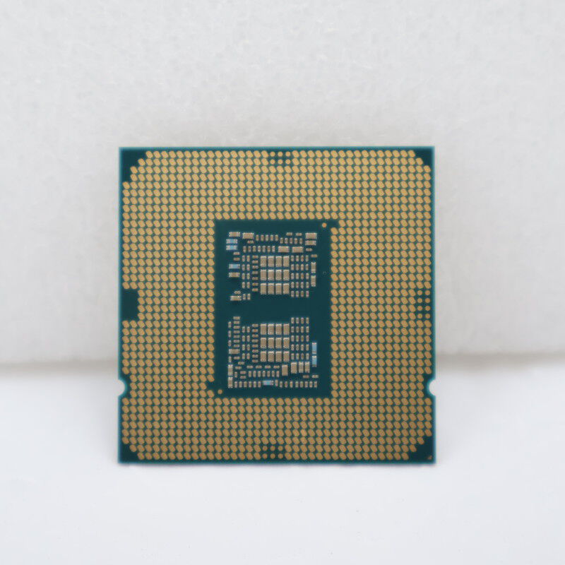 中古 INTEL Core i7 10700F (1200/2.9G/16M/C8/16) 142717 （388584