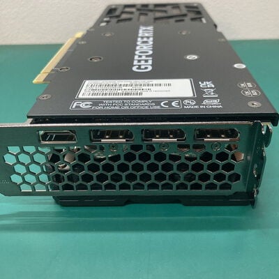 【浦添城間店(沖縄)】中古  Palit NE6406T019T1-1061J （RTX4060Ti 16GB） 3480038292 