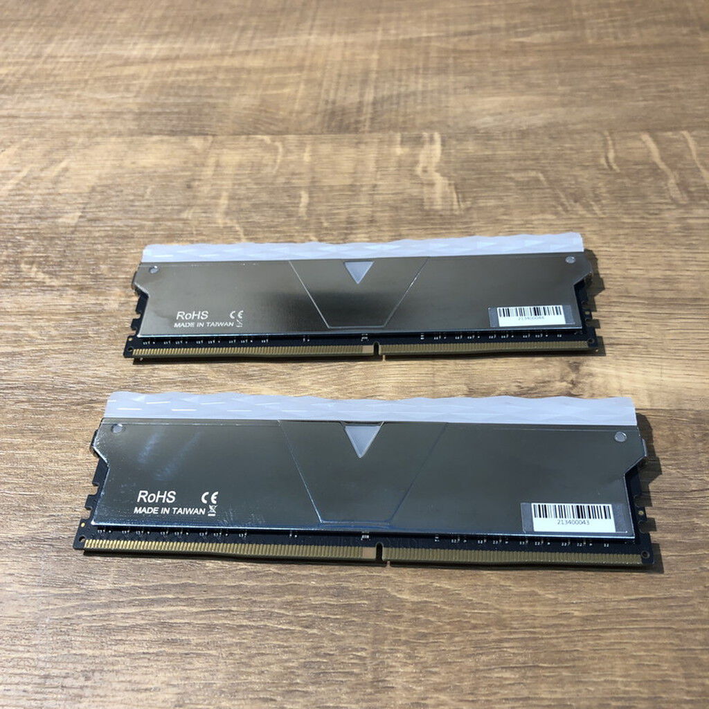 中古 16GB 2枚組(合計32GB) PC4-28800/DDR4-3600 デスクトップ用