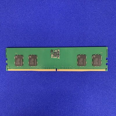 【横浜駅前店】中古  PC5-38400 8GB デスクトップ用 151530 