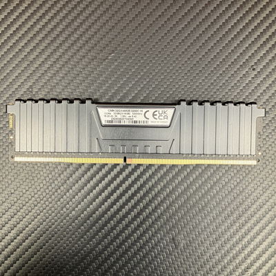 【富士青葉店】中古  Corsair CMK32GX4M2E3200C16 (DDR4 PC4-25600 16GB) 5070001627 