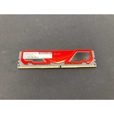 【郡山安積店】中古  Team TPRD416G3200HC22BK(DDR4 PC4-25600 16GB) 4640002464 