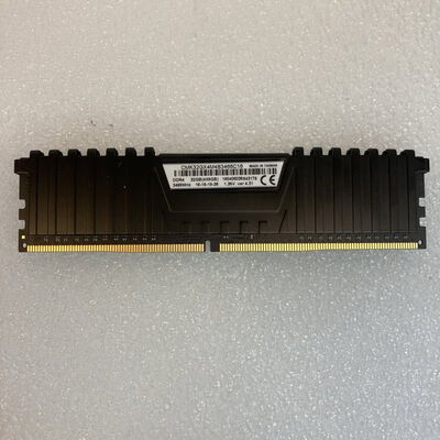 【京都店】中古  PC4-27700 8GB デスクトップ用(DDR4-3466) 140731 