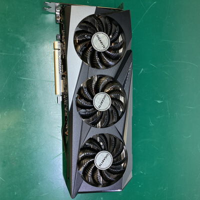 【神戸・三宮店】中古  GIGABYTE GV-R76GAMING OC-8GD (RX7600 8G) 162746【8/14価格改定!】 